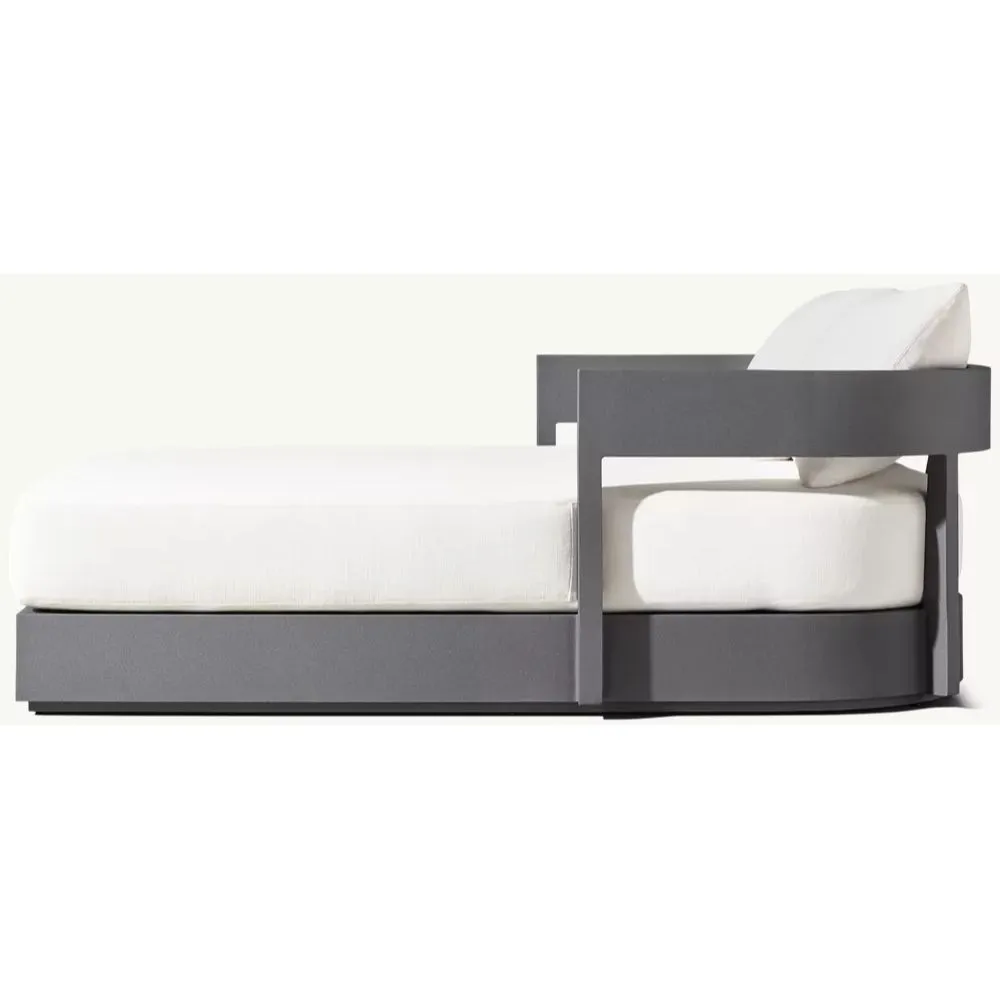 Balmain Aluminum Daybed (1)