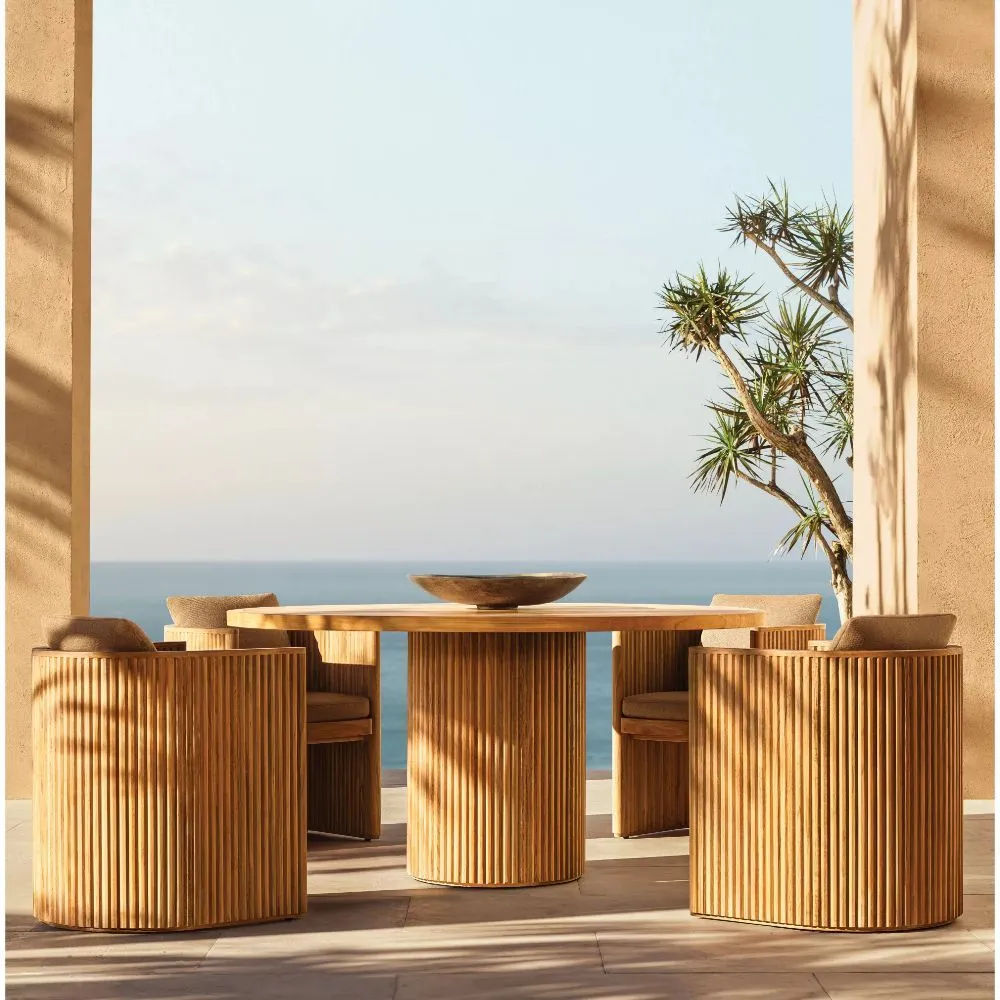 Byron Teak Round Dining Table (1)